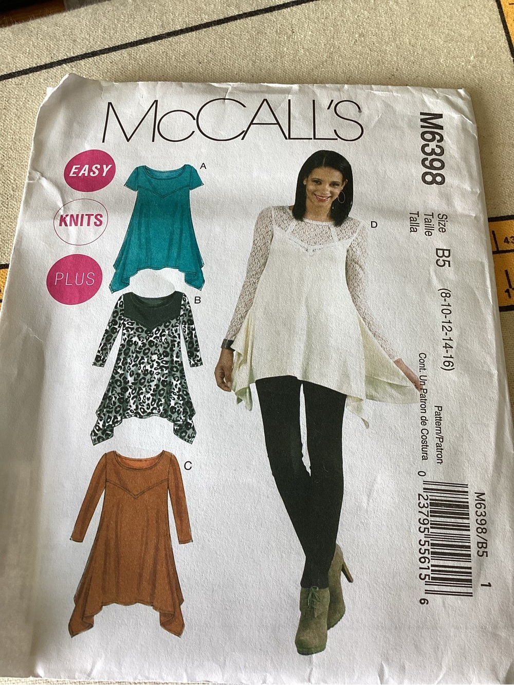 McCall's Women's Handkerchief-Hem Tunic